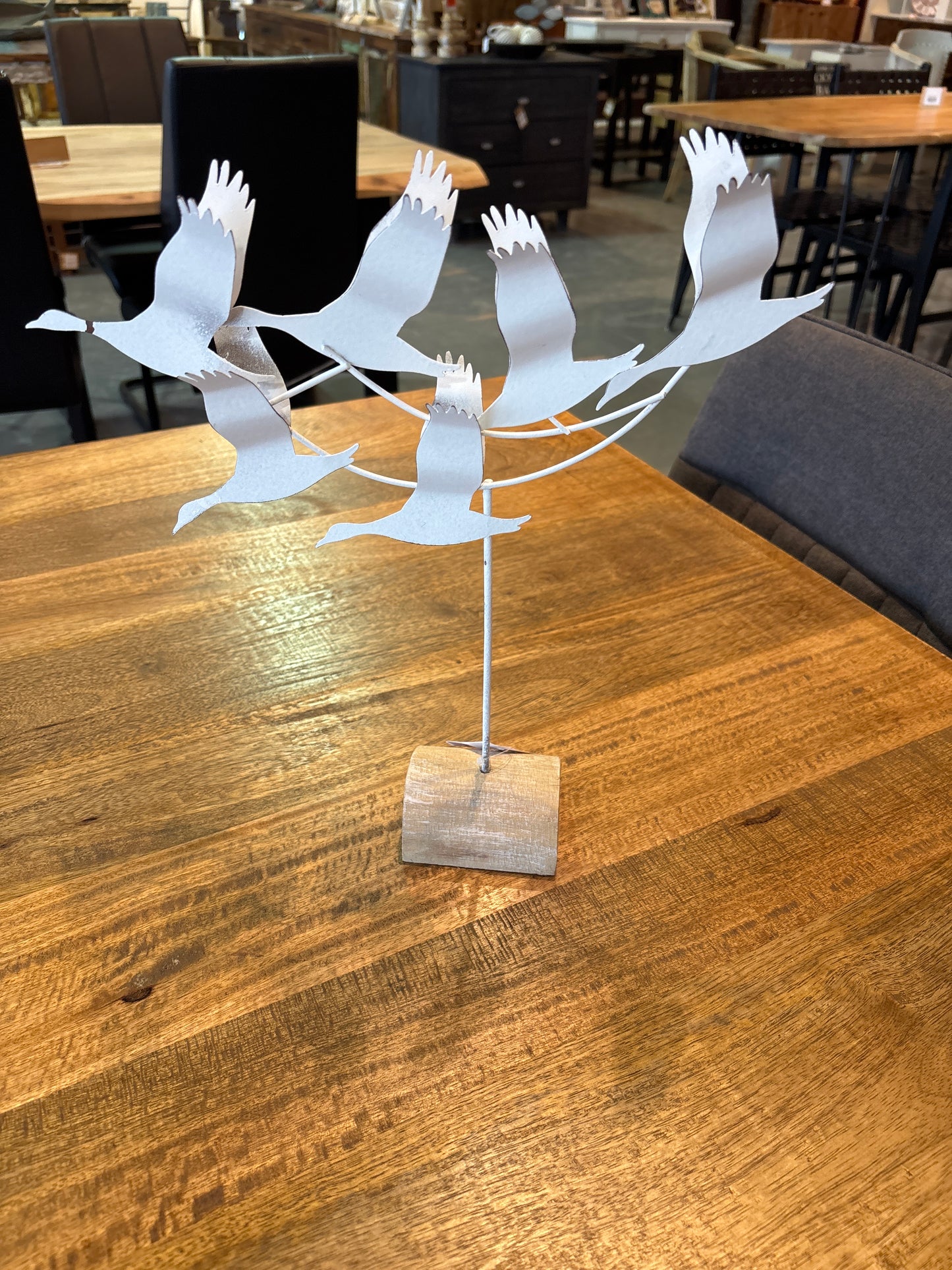 Table top White Metal Seabird Decoration