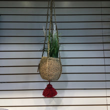 Load image into Gallery viewer, Hanging Plant Basket natural/red tassel
