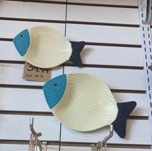 Load image into Gallery viewer, nautical wooden fish wall decor
