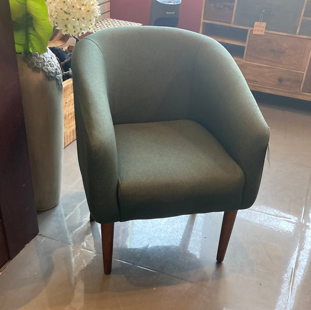 Ian Tub Accent Chair