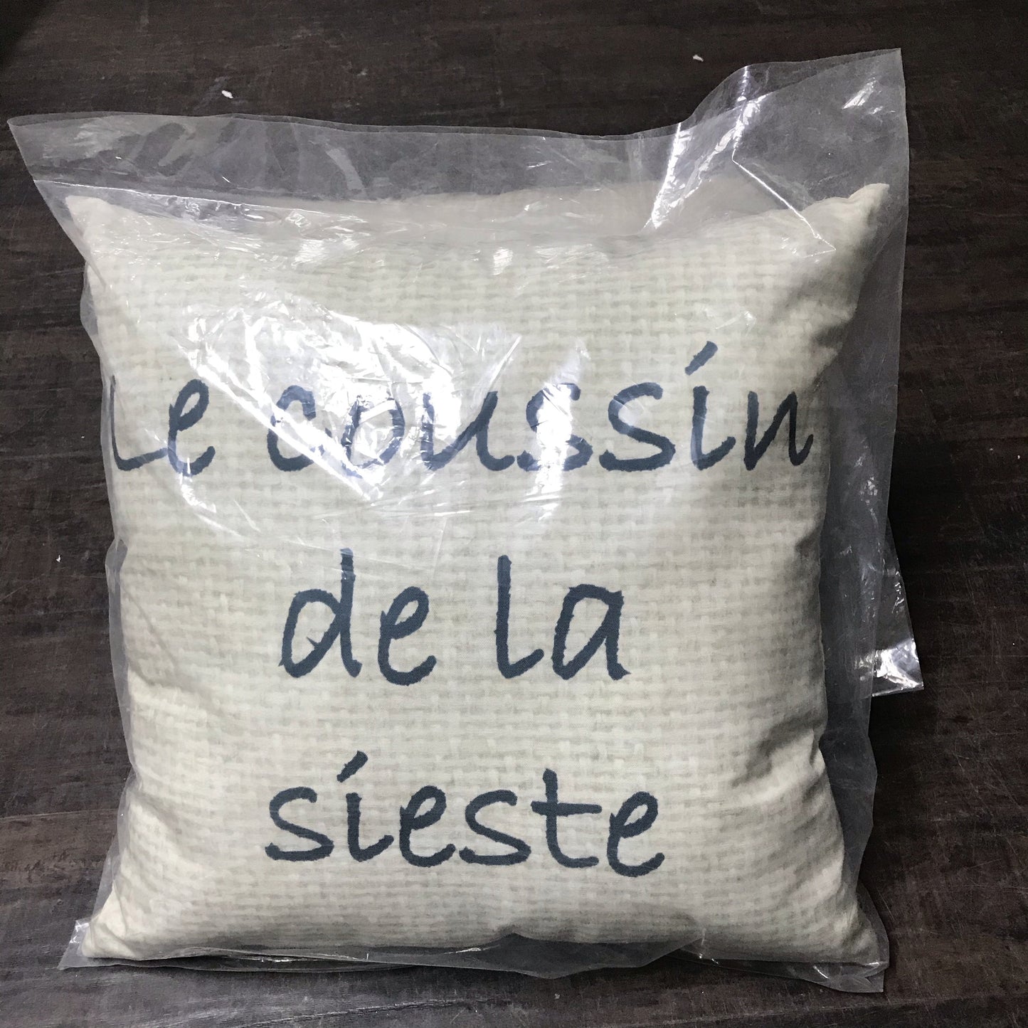 Coussin de la sieste 18” x18” pillow