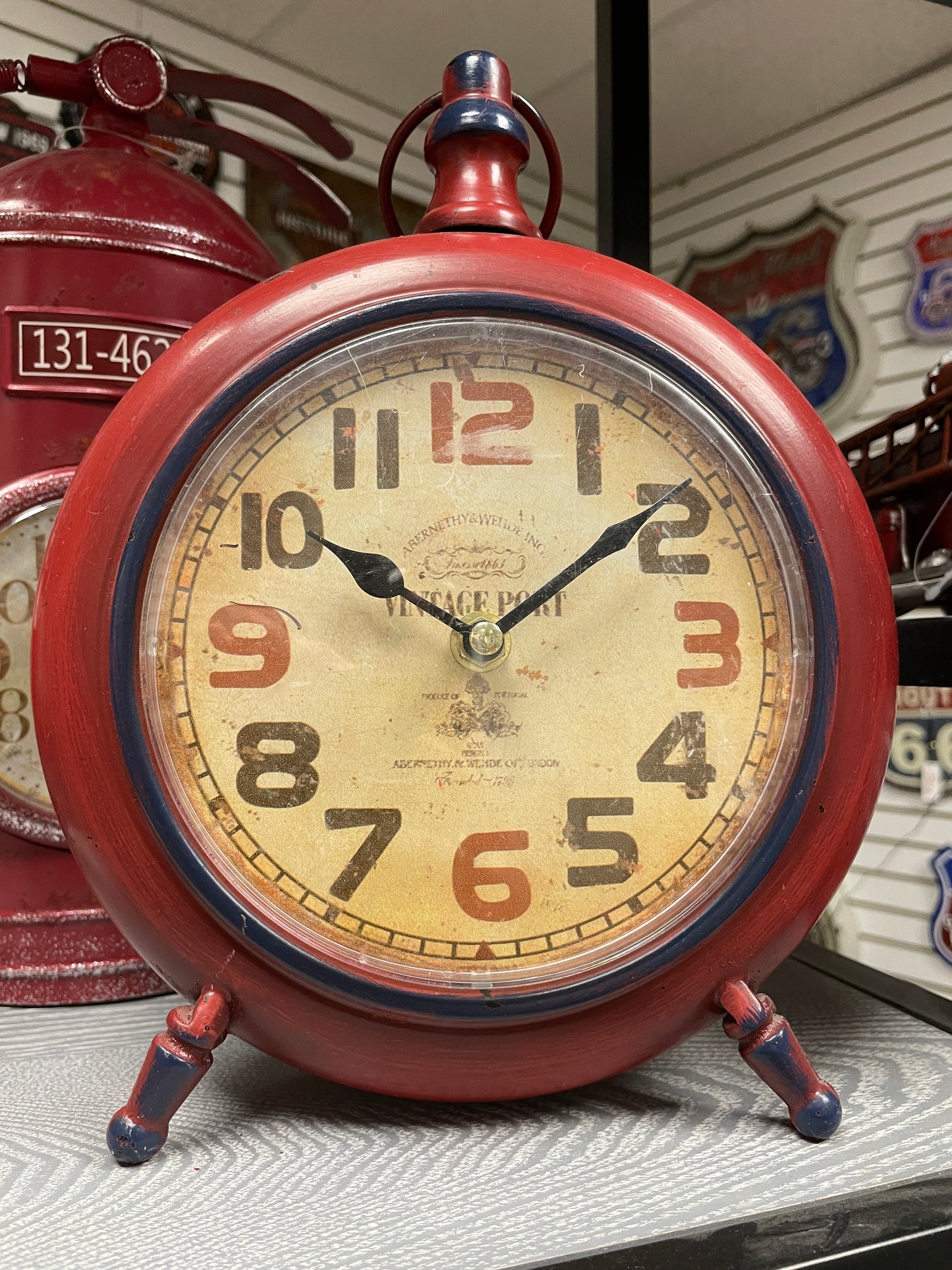 Red Round Metal Table Clock